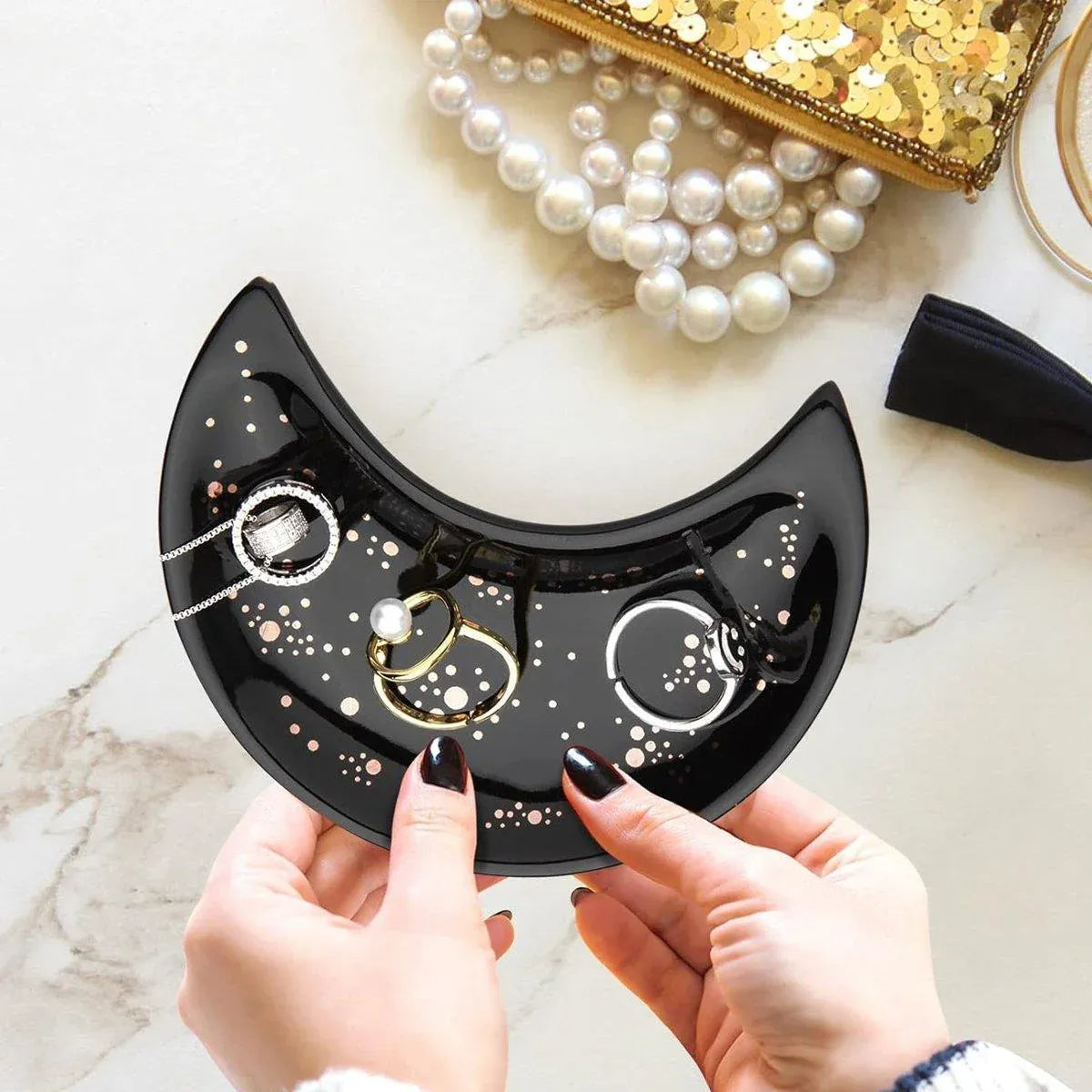 Moon Shaped Decorative Plate Fruit Tray Jewelry Storage Rack Dip Saucer for Home – view 10